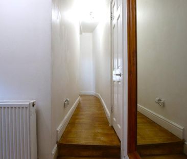 2 bedroom maisonette to rent - Photo 5