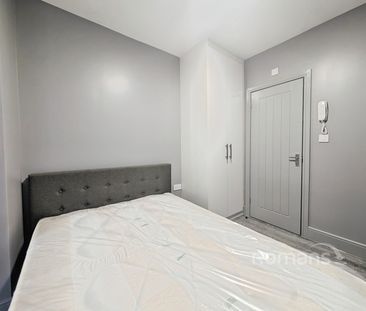 property to rent - Photo 3