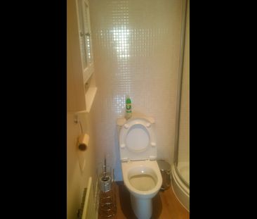 2 Bed Flat, Hawkhill Close, EH7 - Photo 3