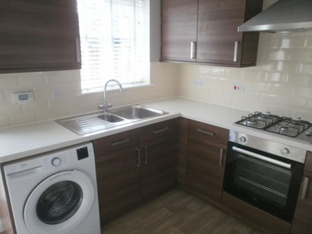 2 bedroom terraced house to rent - Photo 3