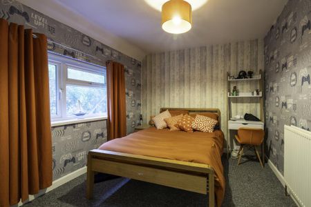 3 bedroom terraced house to rent - Photo 4