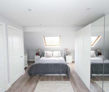 4 bedroom terraced house to rent - Photo 3