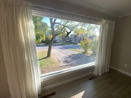 For Lease - 70 Holford Crescent, Toronto, Ontario - Photo 3