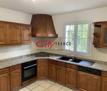 Location Maison 5 pièces 122m² ORGEVAL 78630 - Photo 4