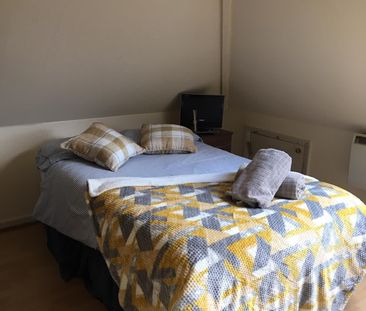 Studio Flat, Kilburn, NW6 - Photo 1