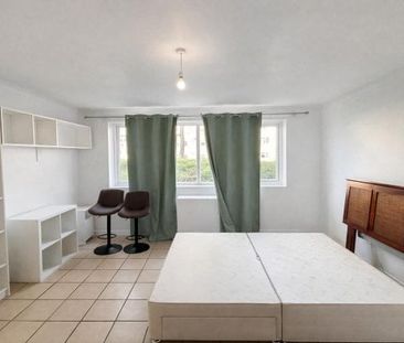 North Ninth Street - Photo 2