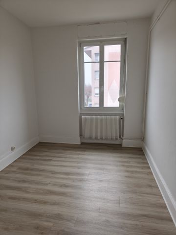 Location Appartement 3 pièces 58m² BISCHHEIM 67800 - Photo 2