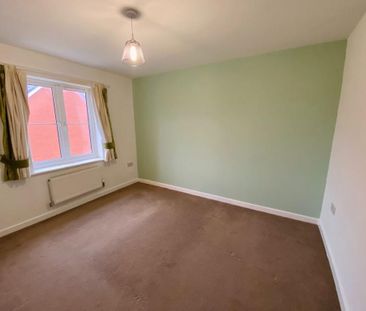 3 bedroom semi-detached house to rent - Photo 3