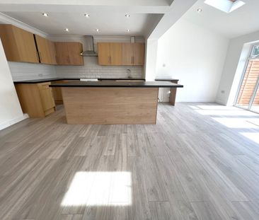 4 bedroom house to rent - Photo 6