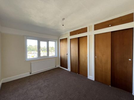 3 bedroom end of terrace house to rent - Photo 4