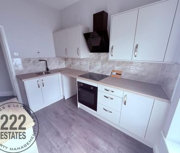 Folly Lane - Warrington - WA5 - Photo 4