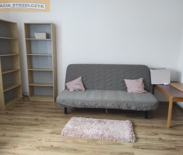 Wysoka i jasna kawalerka w okolicy Placu Zbawiciela - Фото 4