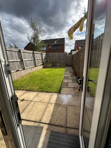 Abbotsbury Close, Manchester, M12 - Photo 4