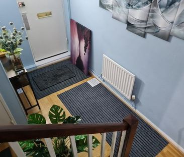 Room in a Shared Flat, Tildesley Road London, SW15 - Photo 1