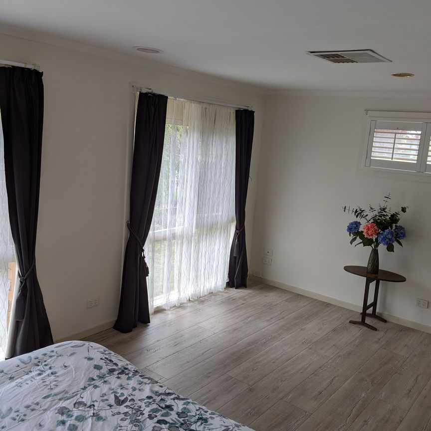 Lysterfield - Photo 1