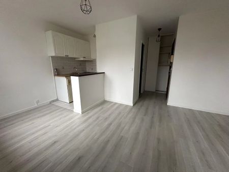Location Appartement 1 pièce 30m² GRETZ ARMAINVILLIERS 77220 - Photo 2