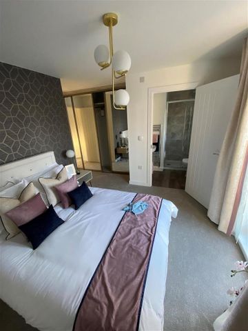 3 bedroom end of terrace house to rent - Photo 5