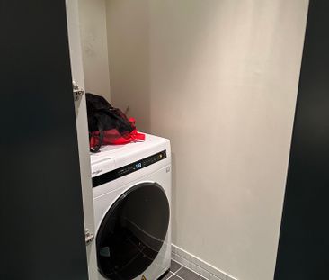 Port Melbourne - Photo 2