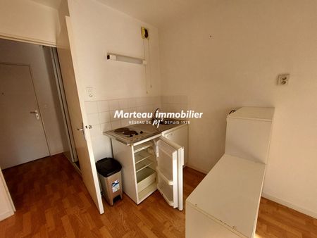 Location Appartement 1 pièce 20m² - Photo 2