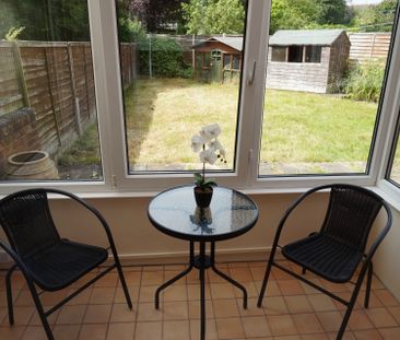 Roe Lane Room 2 - Photo 2