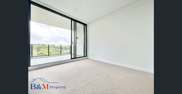 Sky and Tree Trop View with Plenty of sunlight - Photo 1