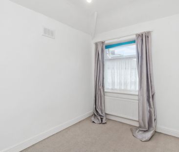 Lyndon Grove, Runcorn - Photo 6