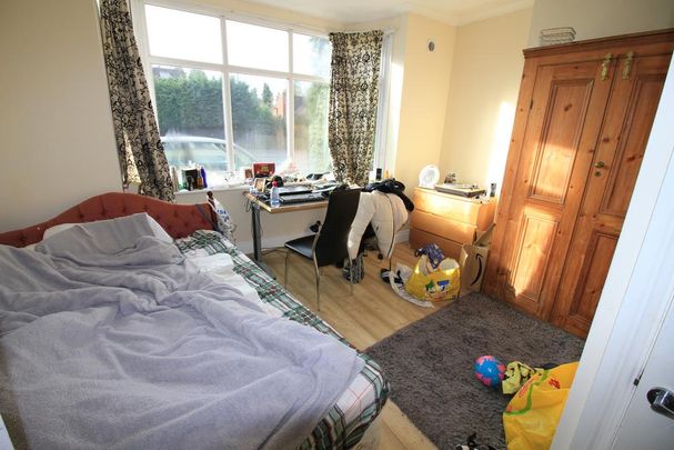 5 bedroom detached house to rent - Photo 1