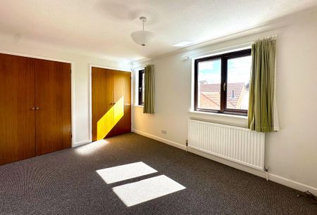 3 bedroom detached house to rent - Photo 5