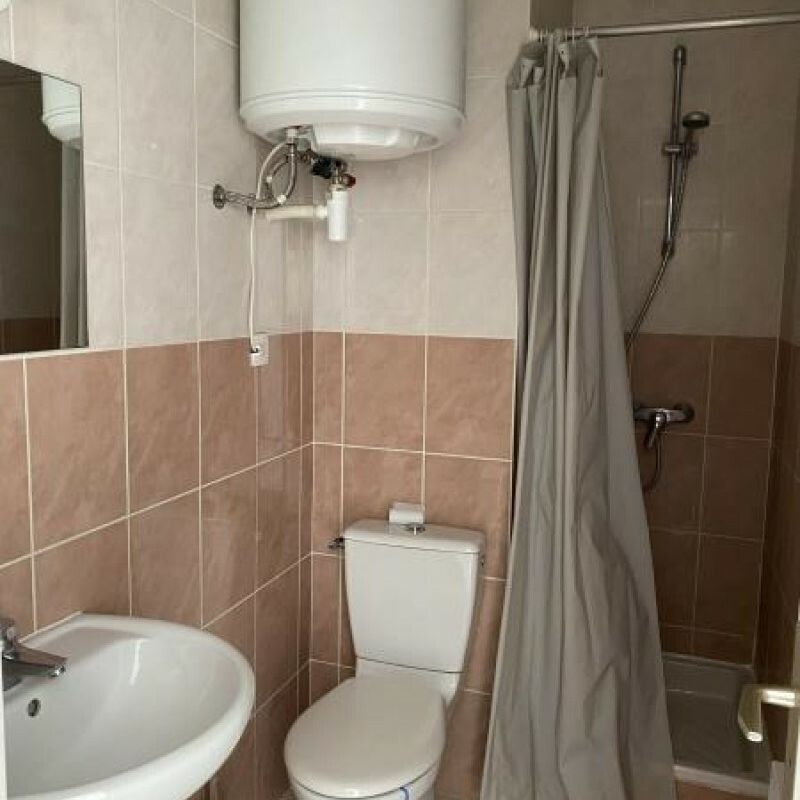 Appartement 2 Pièces + cave + parking extérieur - Photo 1