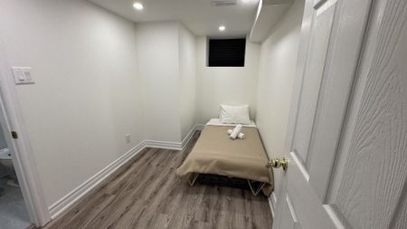 For Lease - 60 Paperbirch Drive Unit# LOWER, Toronto, Ontario - Photo 4