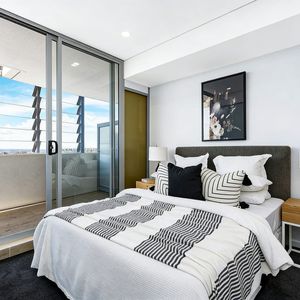 SLEEK DESIGNER MODERN LIVING IN A PREMIER COMPLEX - Photo 2