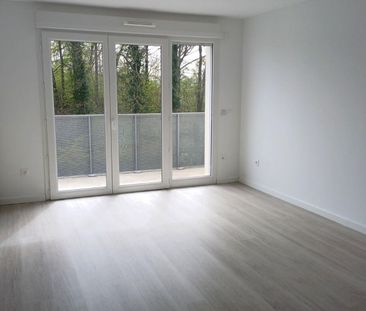 location Appartement T2 DE 42.76m² À AMIENS - Photo 3