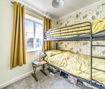 3 bedroom semi-detached house to rent - Photo 4