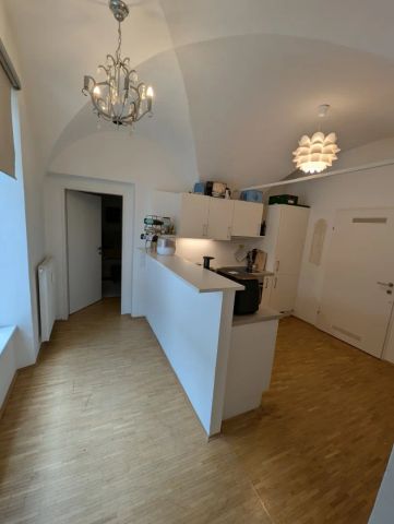 Geräumige 2,5 -Zimmer-Wohnung in der Innenstadt! - Photo 2