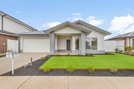 4-Bedroom Family Home in the Highly Sought-After Rosenthal Estate - Photo 5