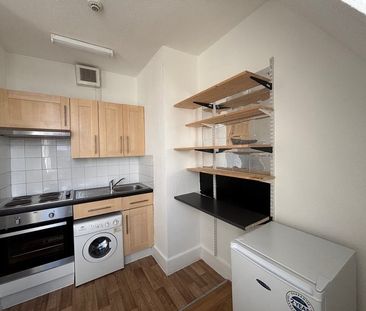 Studio Flat, Gratton Terrace, NW2 - Photo 3