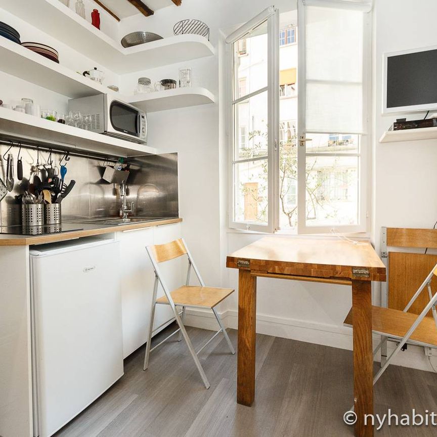 Logement à Paris, Location meublée - Photo 1