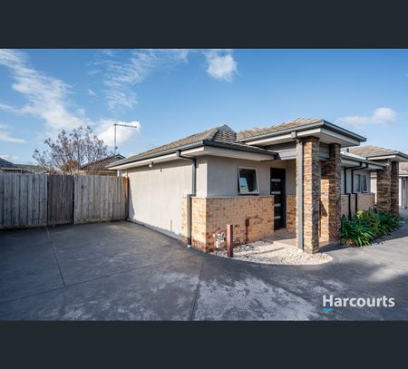 3/15 Drina Street, Strathmore, Vic 3041 - Photo 2
