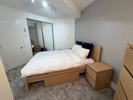 1 Bed Flat, Wapping Lane, E1W - Photo 5