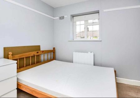 3 bedroom house to rent - Photo 3