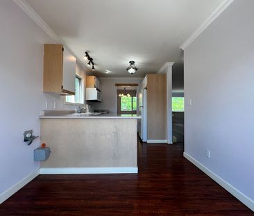 5 bed/3 bath home in North Glenmore - Photo 4