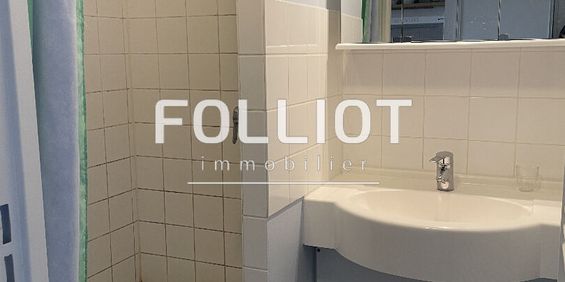 A LOUER -VIRE NORMANDIE - DANS RÉSIDENCE AVEC ASCENSEUR - STUDIO MEUBLÉ - Photo 3