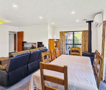 Welcome home to 35 Peppertree Lane. - Photo 4