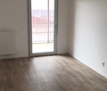 Location Appartement 2 pièces 43m² LORMONT 33310 - Photo 3