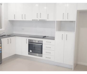 Granny Flate Close to Sevenhills Shop ,School and Station - Photo 2