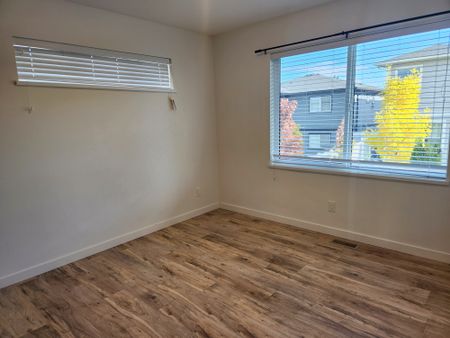 #127-1323 Kinross Place - Photo 3