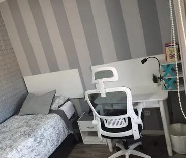 Calle Sacromonte, Madrid, Community of Madrid 28041 - Photo 3