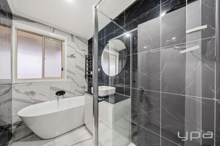 Spacious Family Home in a Convenient Wyndham Vale Location - Photo 4