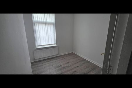 2 Bed Terraced House, Goodison Road, L4 - Photo 2