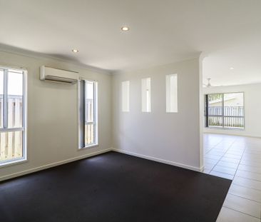 COASTAL LIVING, LOW-MAINTENANCE LIFESTYLE - Photo 2